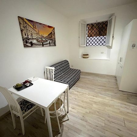 Urbe - Delizioso Appartamento Quartiere Coppede Rome Luaran gambar