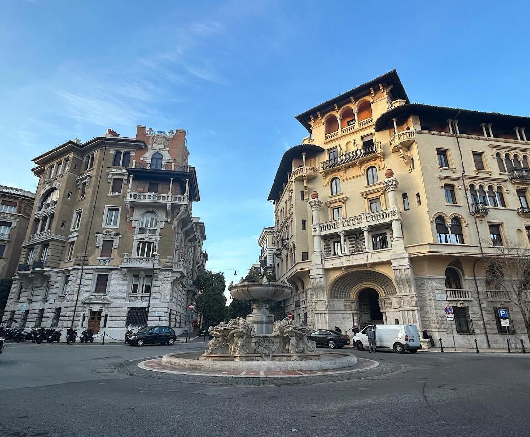 Urbe - Delizioso Appartamento Quartiere Coppede Rome Luaran gambar
